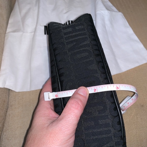 Moschino Deluxe Cosmetic Case - Picture 15 of 16